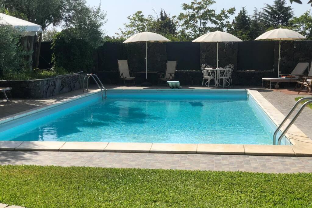 Casa Di Paco A Nicolosi Маскалучия Екстериор снимка